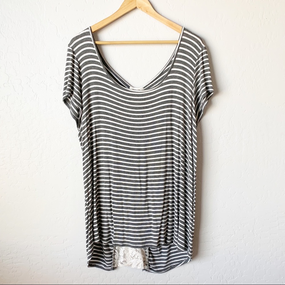 Stretchy Gray & White Striped Tee with Lace Detail
